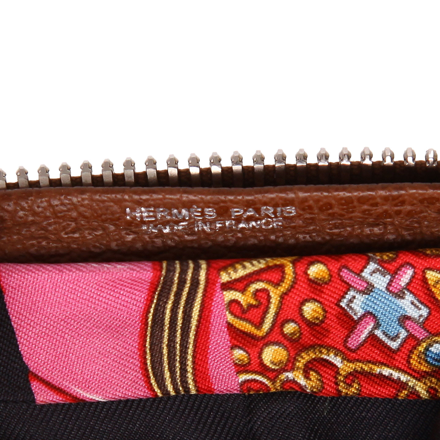 Bolso Cabás Hermès  Silky Pop - Shop Bag en lona estampada negra y cuero granulado marrón - Detail D2