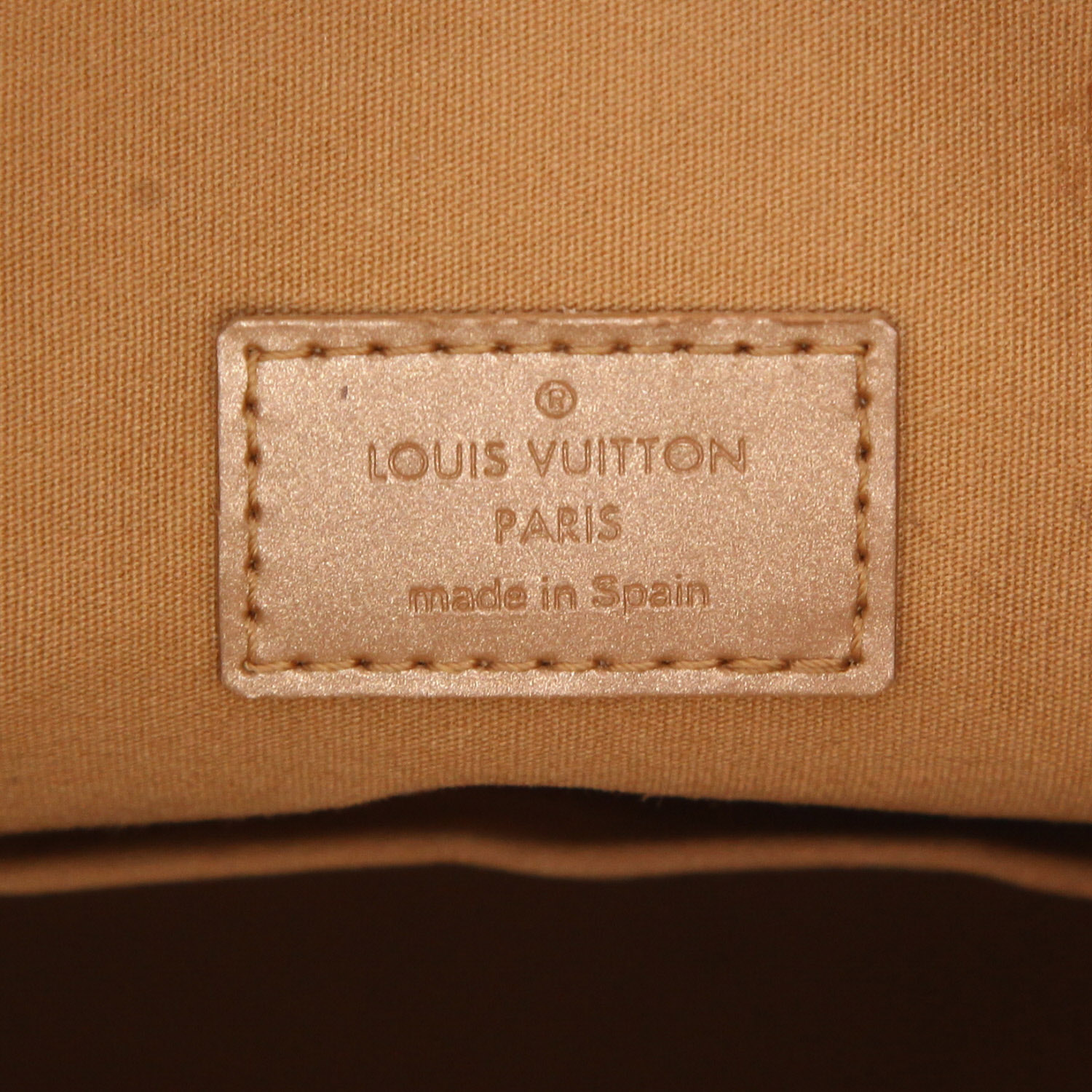 Sac à main Louis Vuitton  Sutter en cuir monogram doré - Detail D2