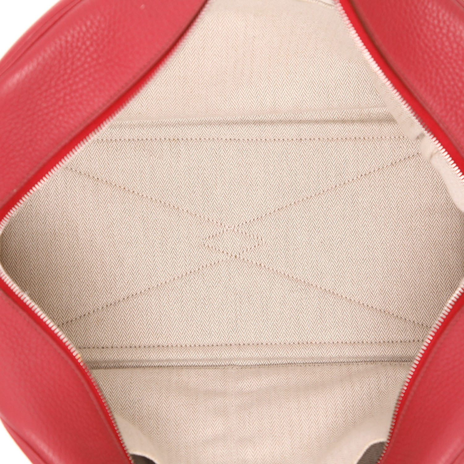 Bolso de mano Hermès  Victoria en cuero togo rojo - Detail D3