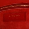 Bolso bandolera Saint Laurent  Sac de jour small en cuero rojo - Detail D2 thumbnail