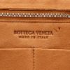 Bolso de mano Bottega Veneta  Arco en cuero intrecciato azul - Detail D2 thumbnail