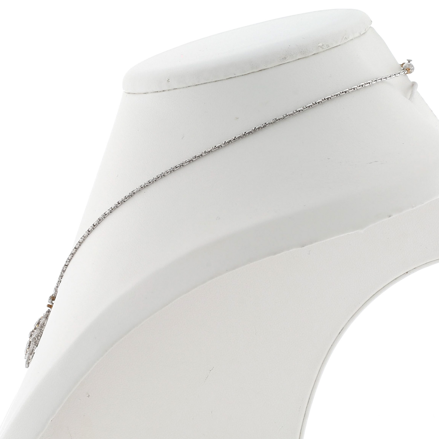 Collier Buccellati Eternelle Rombi en or blanc, or jaune et diamants - Detail D3
