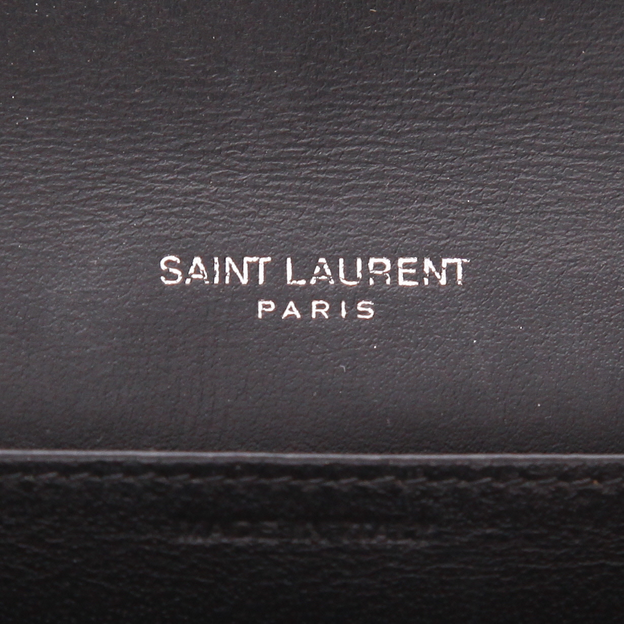 Saint Laurent  Uptown shoulder bag  in black leather - Detail D2