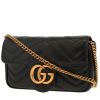 Bolso bandolera Gucci  GG Marmont mini  en cuero acolchado negro - 00pp thumbnail