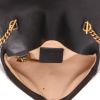 Bolso bandolera Gucci  GG Marmont mini  en cuero acolchado negro - Detail D3 thumbnail