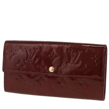 Billetera Louis Vuitton  Sarah en charol Monogram color burdeos