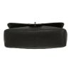 Bolso bandolera Chanel  Timeless Jumbo en cuero granulado acolchado negro - Detail D1 thumbnail