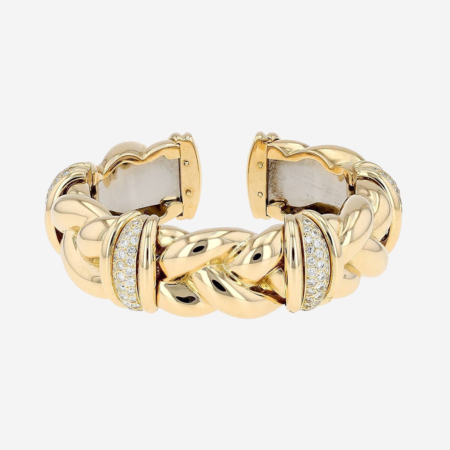 Bracelet semi-rigide ouvert Vintage  en or jaune, acier et diamants