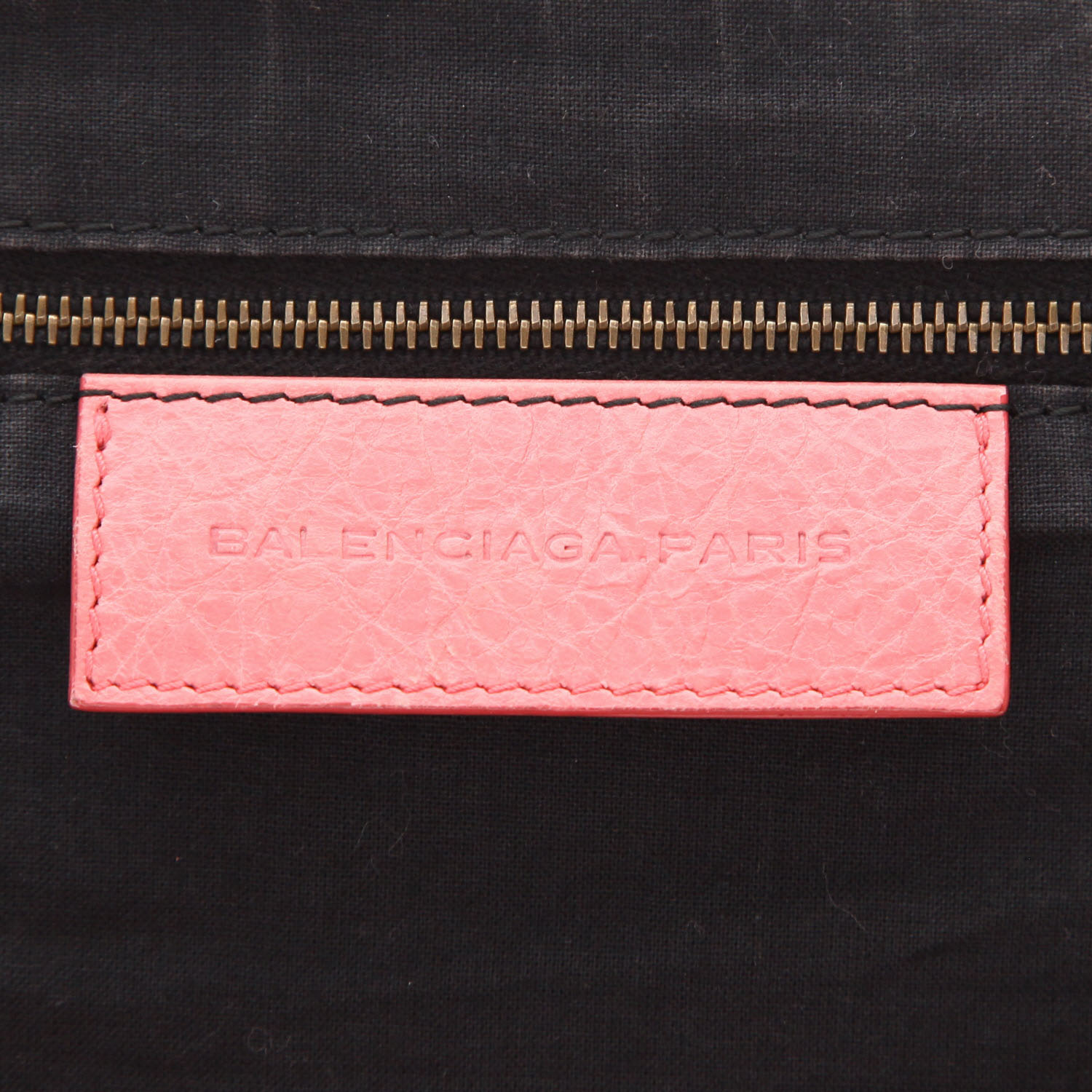 Bolso de mano Balenciaga  Day en cuero rosa - Detail D2