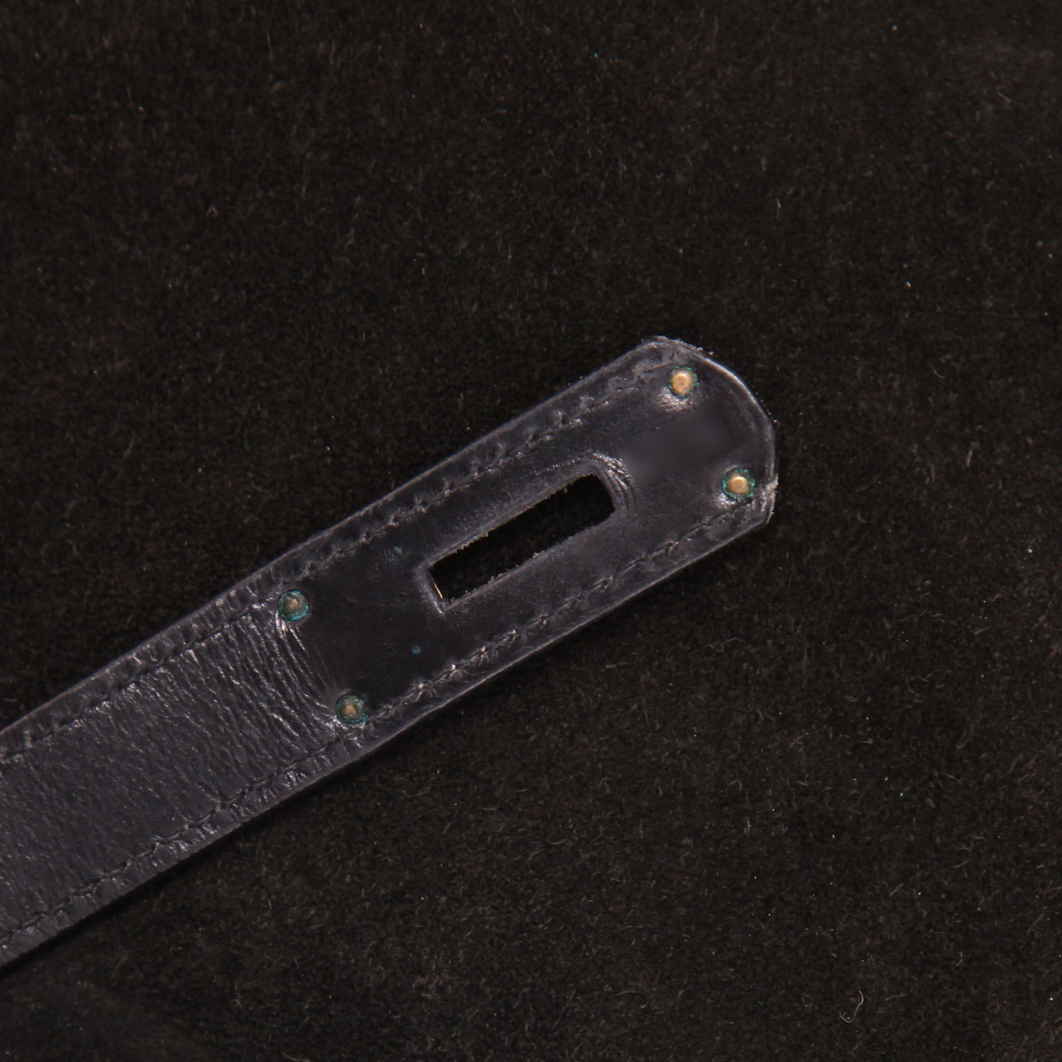 Hermès  Kelly 32 cm handbag  in black doblis calfskin  and black leather - Detail D4