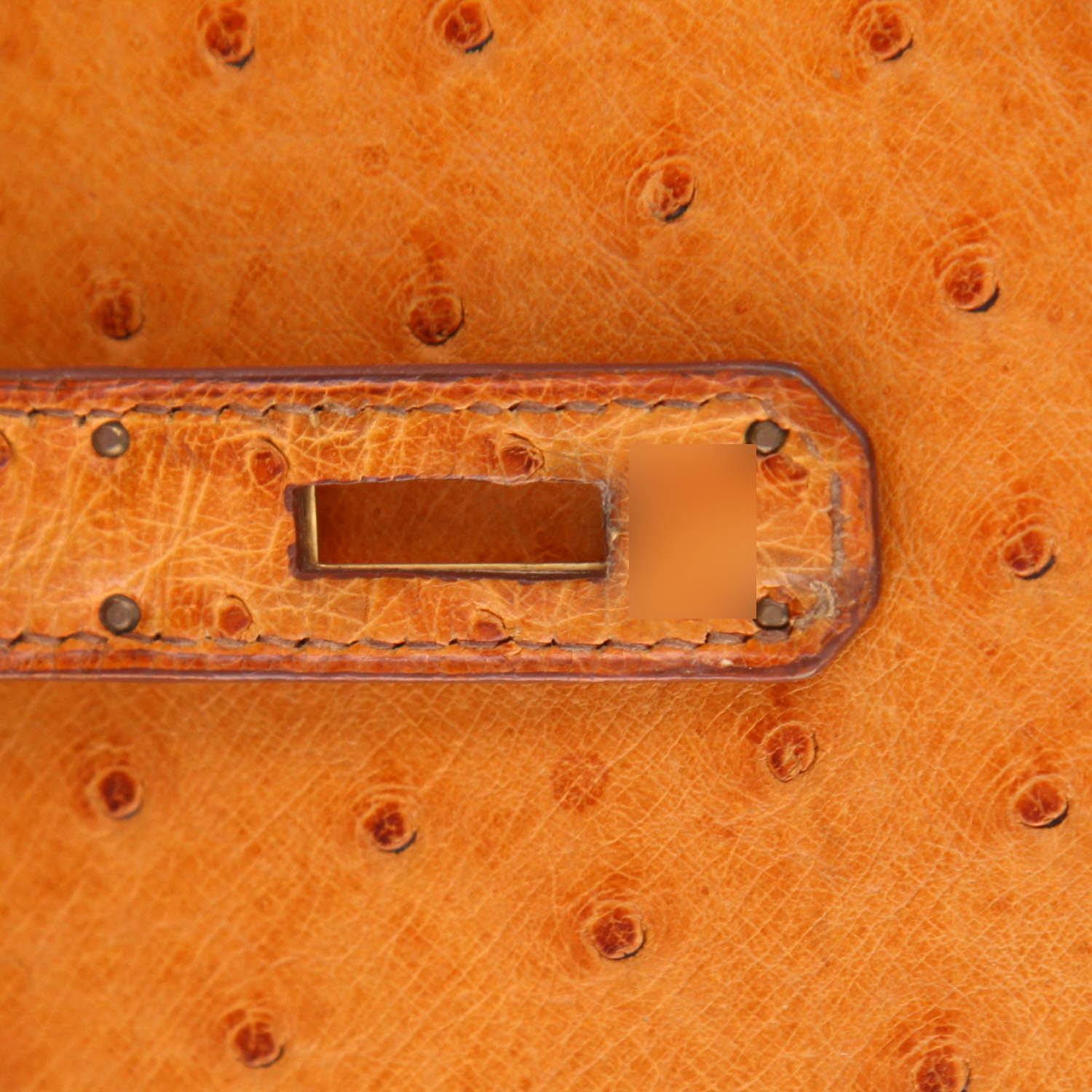 Sac à main Hermès  Kelly 32 cm en autruche gold - Detail D4