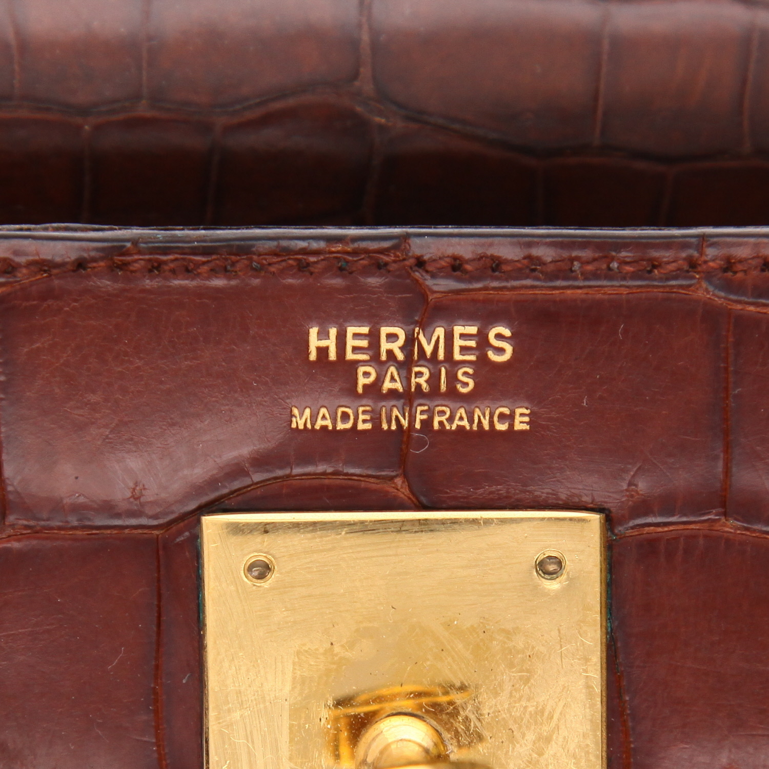Sac à main Hermès  Kelly 32 cm en crocodile marron - Detail D2
