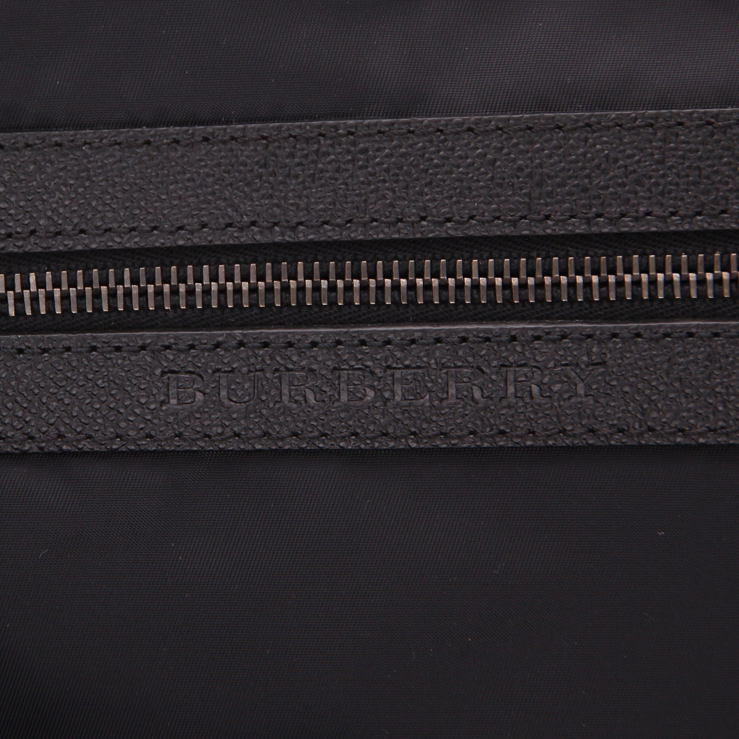 Burberry briefcase in black and grey Haymarket canvas and black leather - Detail D2