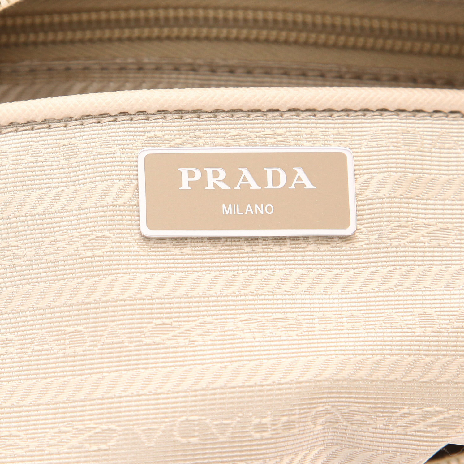 Sac bandoulière Prada  Re-nylon en toile beige - Detail D2