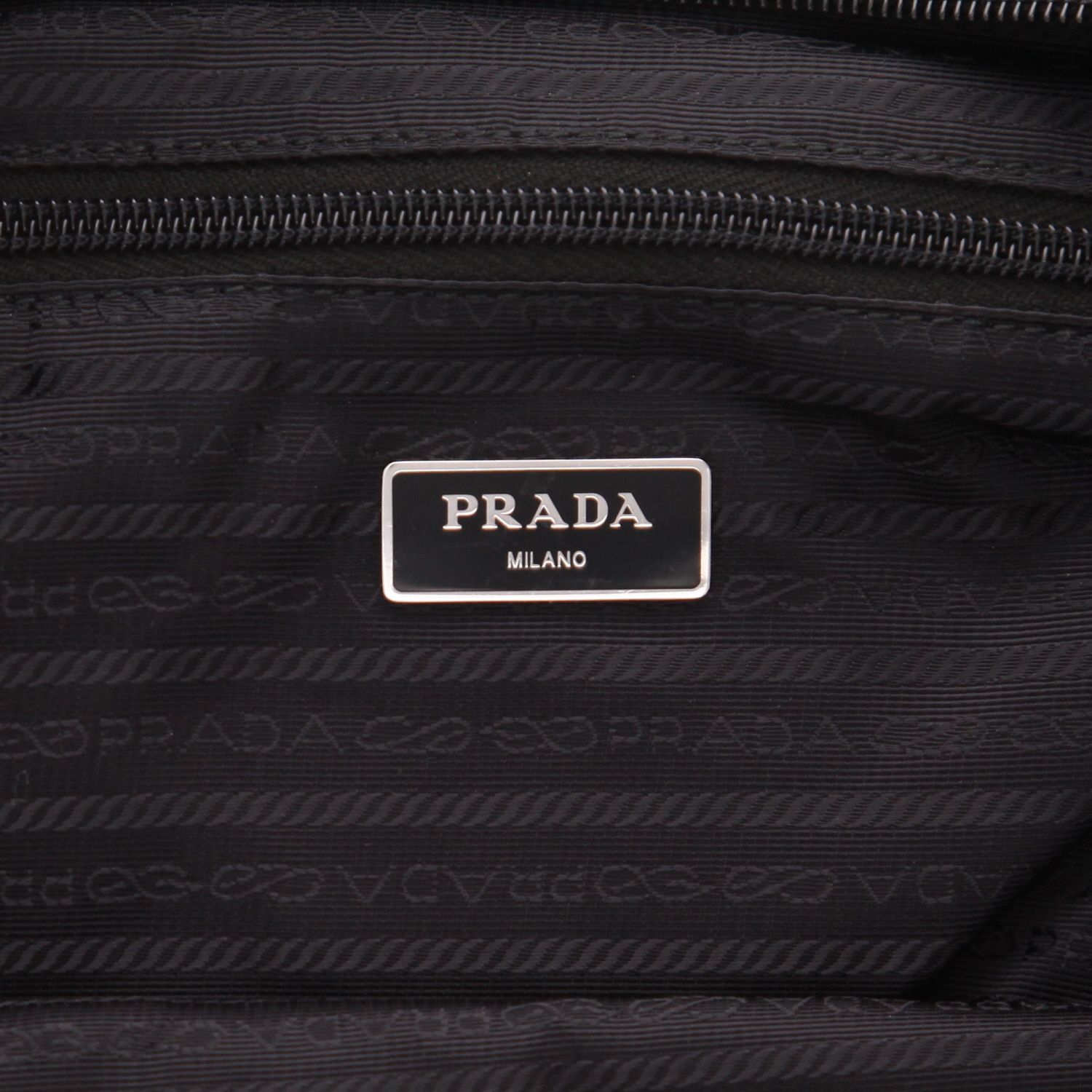 Prada  Re-nylon medium model  shopping bag  in black canvas and leather - Detail D2