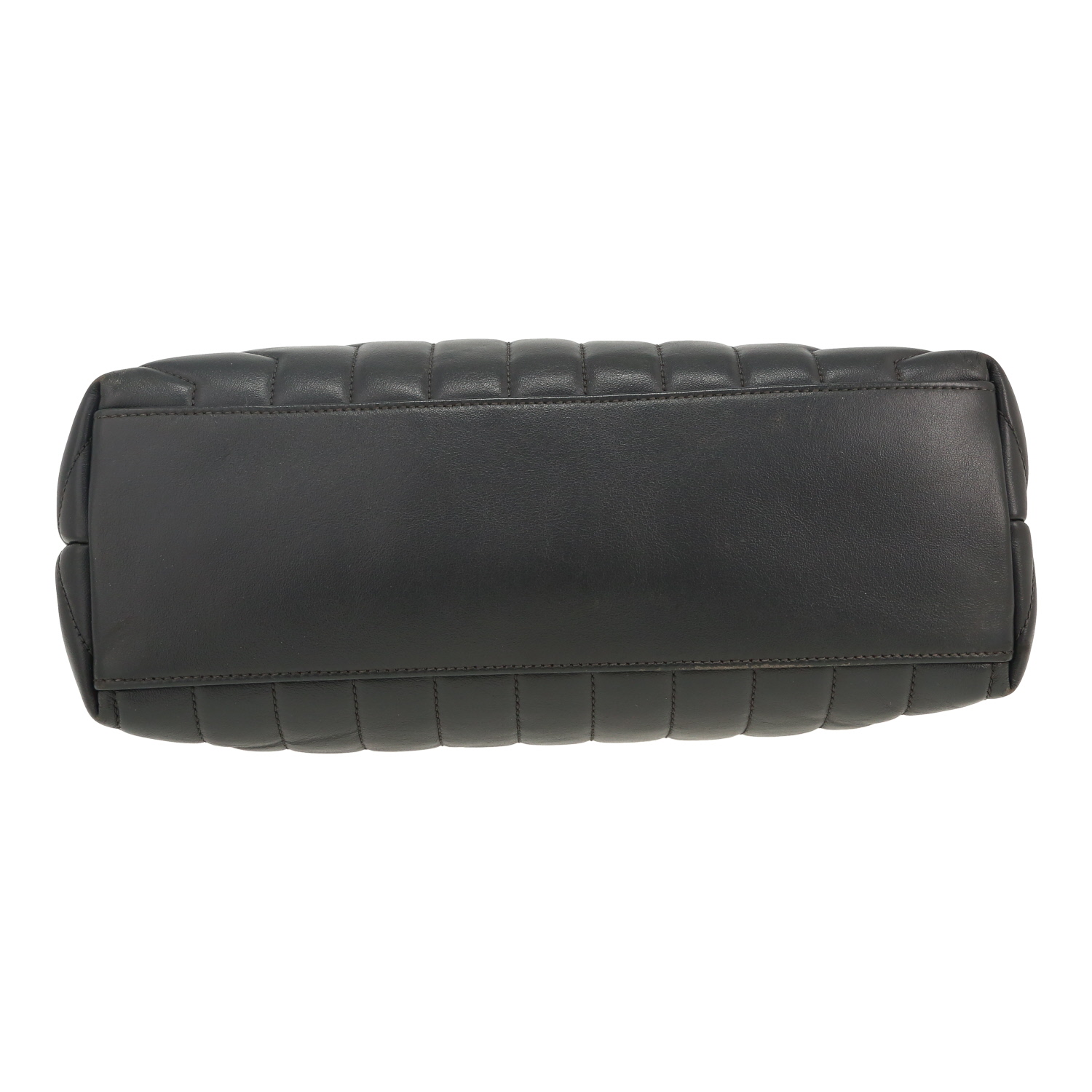 Bolso bandolera Saint Laurent  Loulou modelo grande  en cuero acolchado con motivos de espigas gris - Detail D1