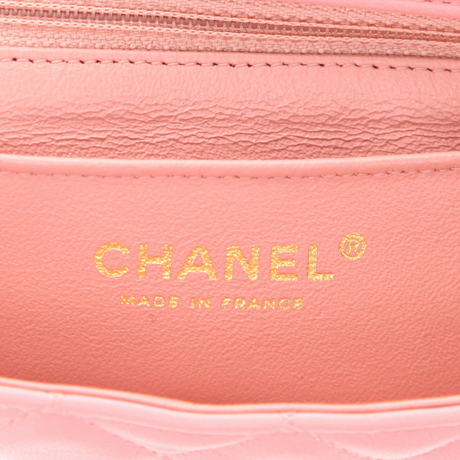 Bolso bandolera Chanel  Mini Timeless en cuero acolchado rosa - Detail D2