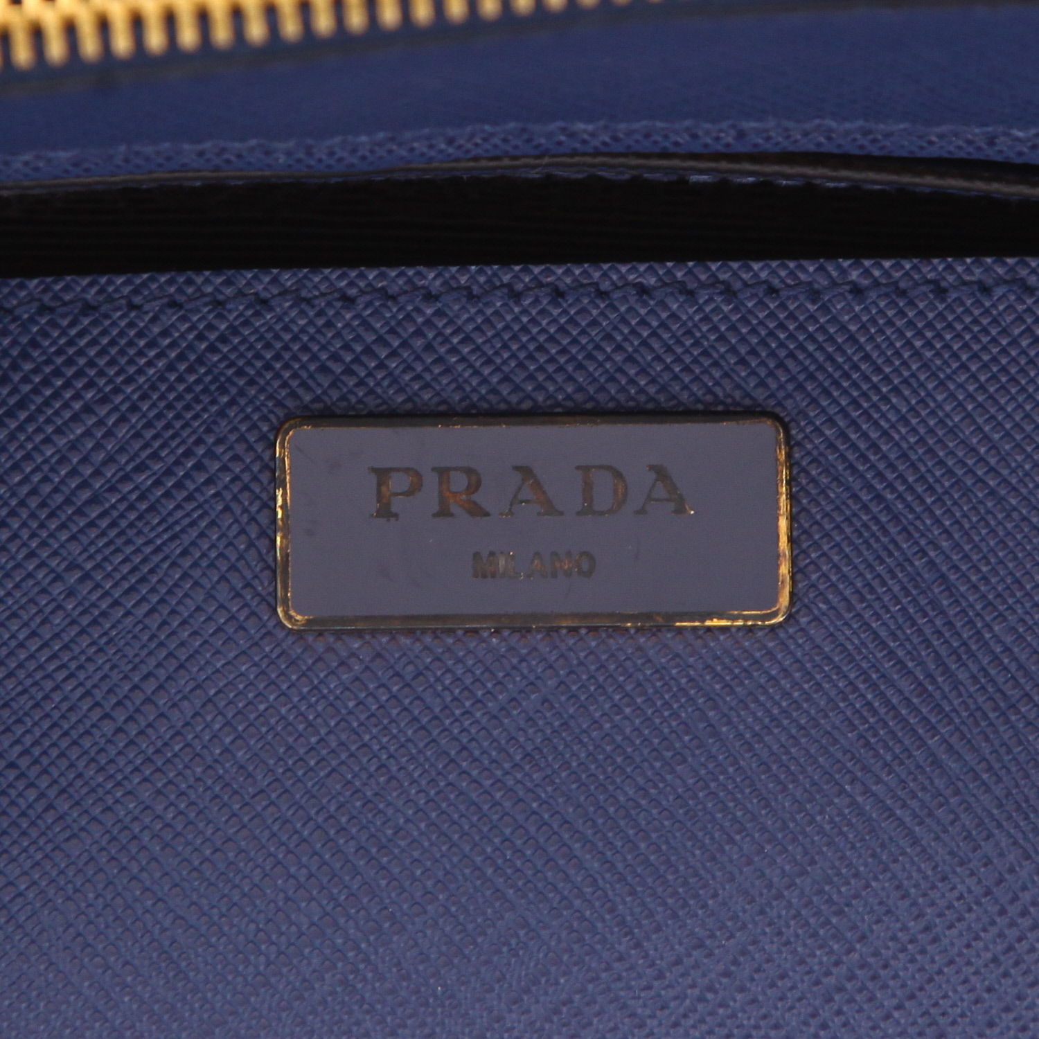 Prada  Galleria handbag  in black and blue leather saffiano - Detail D2