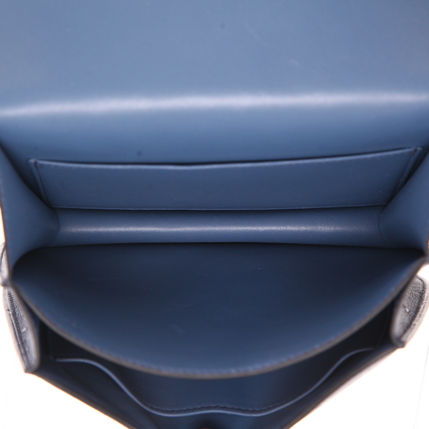 Hermès Constance 18 cm mini shoulder bag in blue ostrich leather - Detail D3