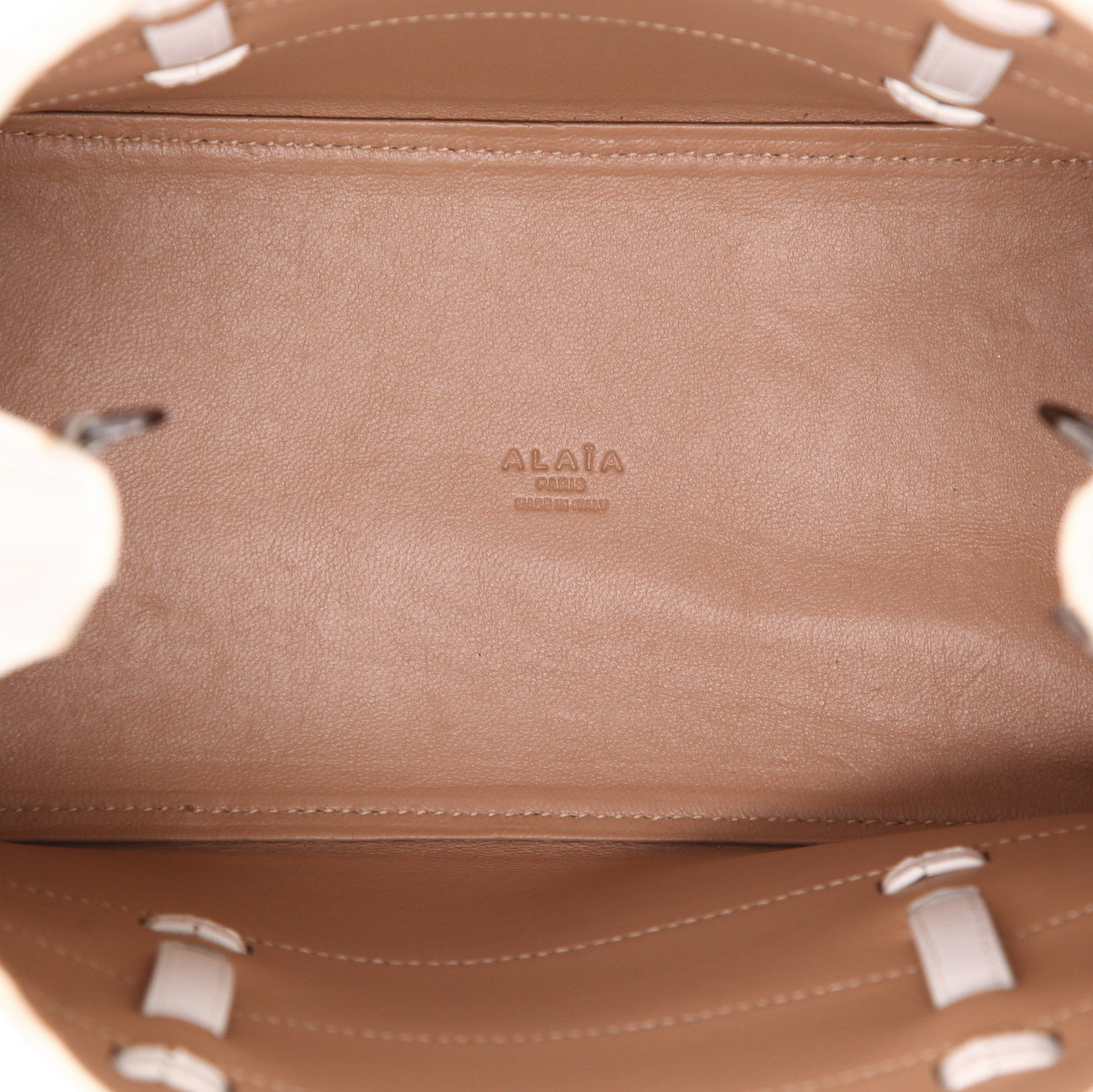 Borsa Alaïa  Mina in pelle nera e bianca - Detail D3