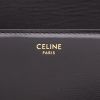 Bolso bandolera Celine  Triomphe en cuero negro - Detail D2 thumbnail