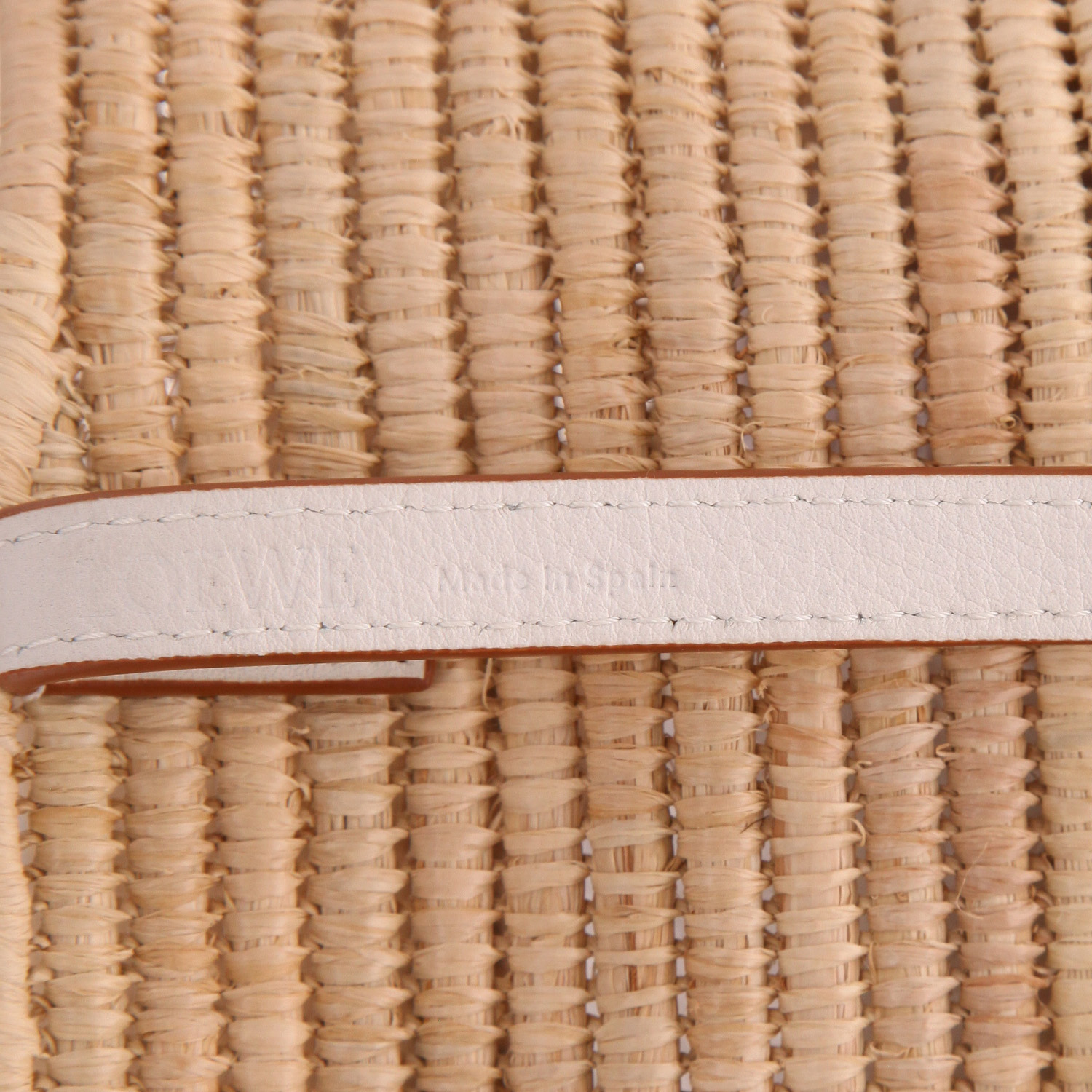 Loewe  Anagram shopping bag  wicker  and white leather - Detail D2