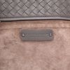 Bottega Veneta  Fourre-tout shopping bag  in grey intrecciato leather - Detail D2 thumbnail