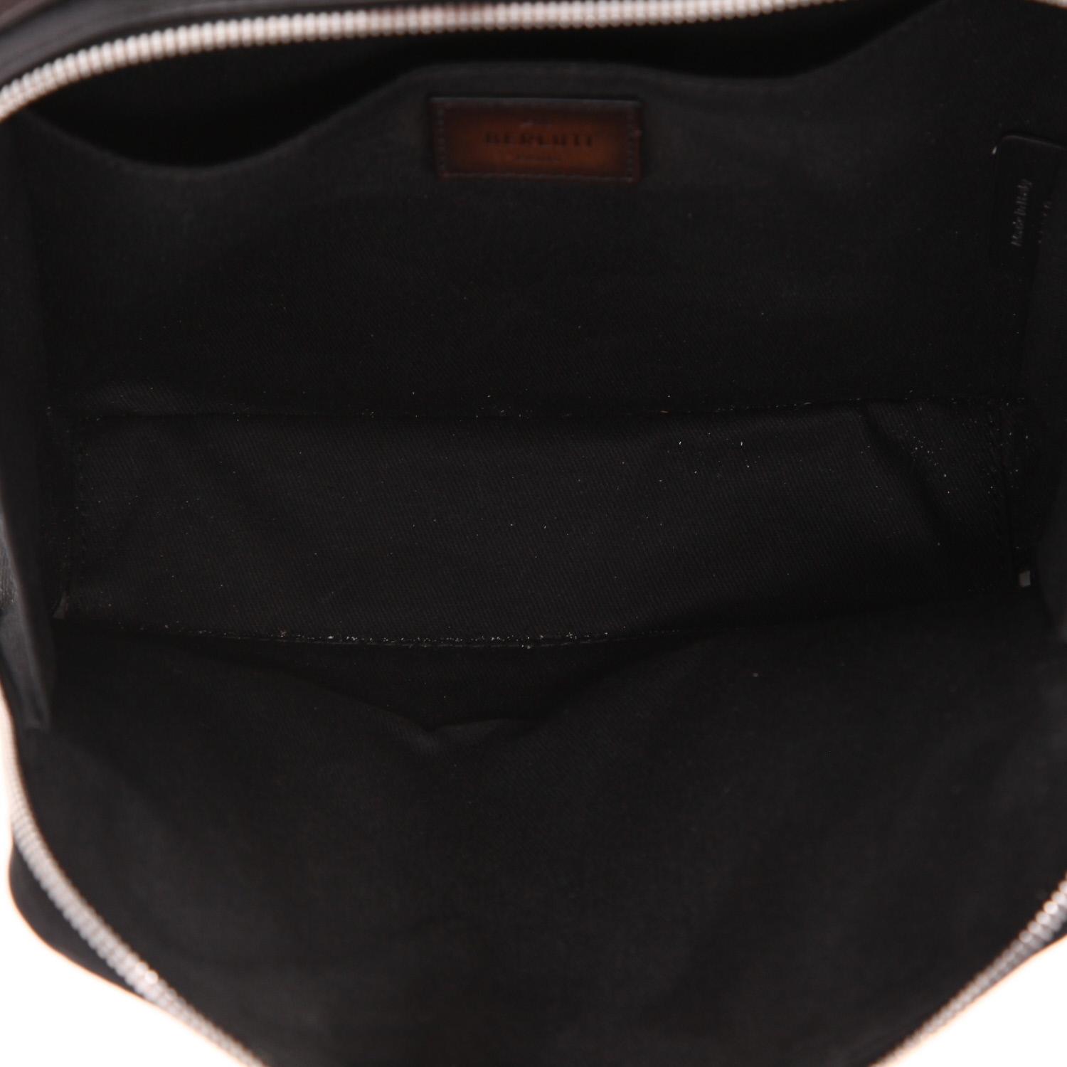 Berluti shoulder bag in black leather - Detail D3