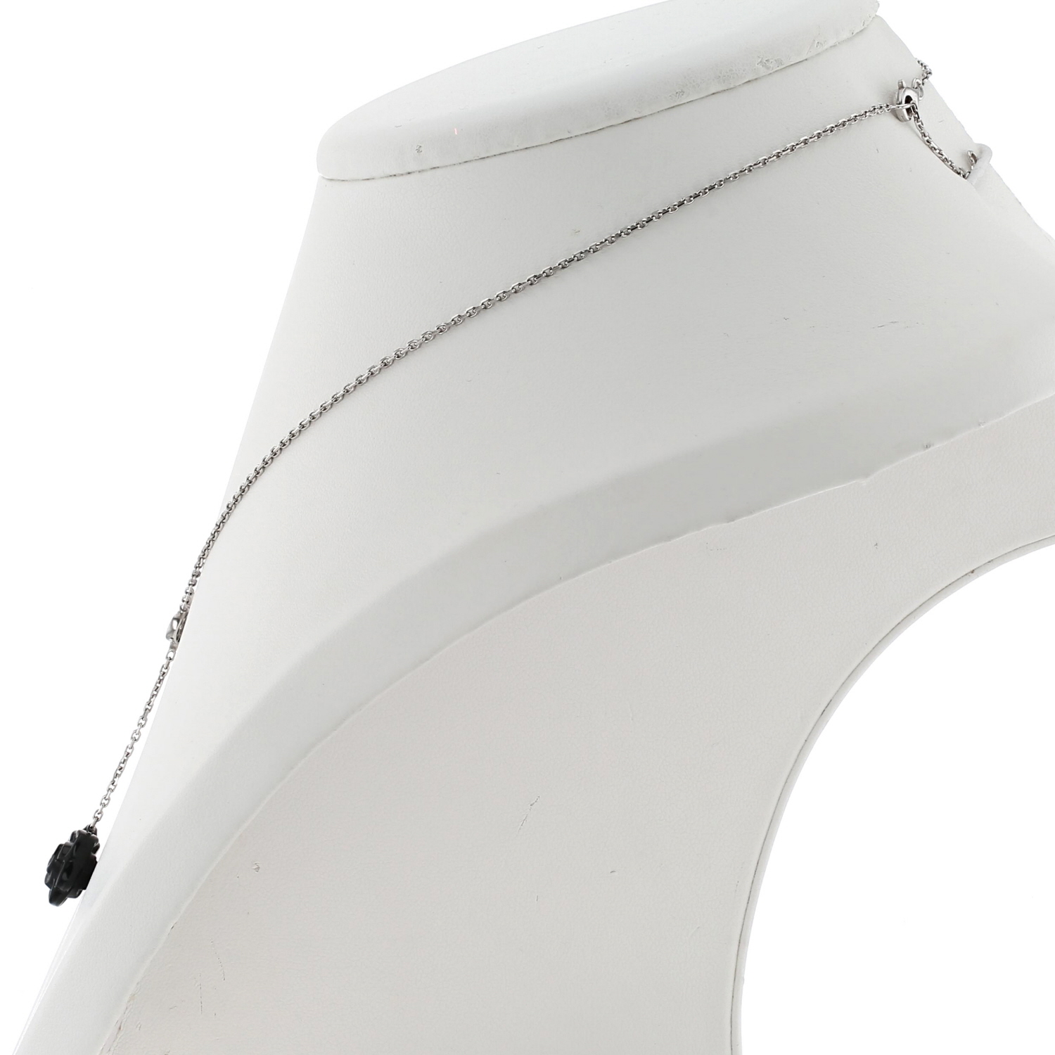 Collana Chanel Camelia in oro bianco, onice e diamanti - Detail D3