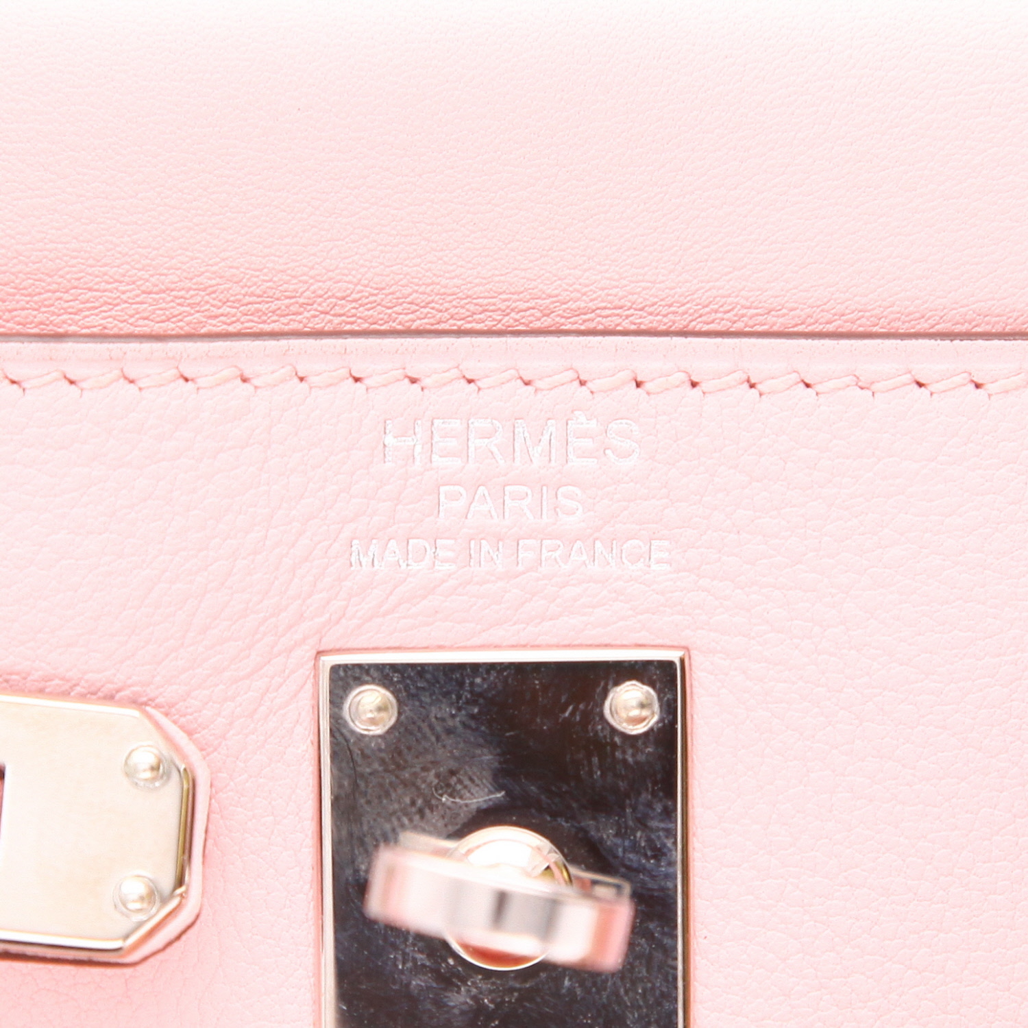 Hermès  Kelly 25 cm handbag  in Rose Sakura Swift leather - Detail D2