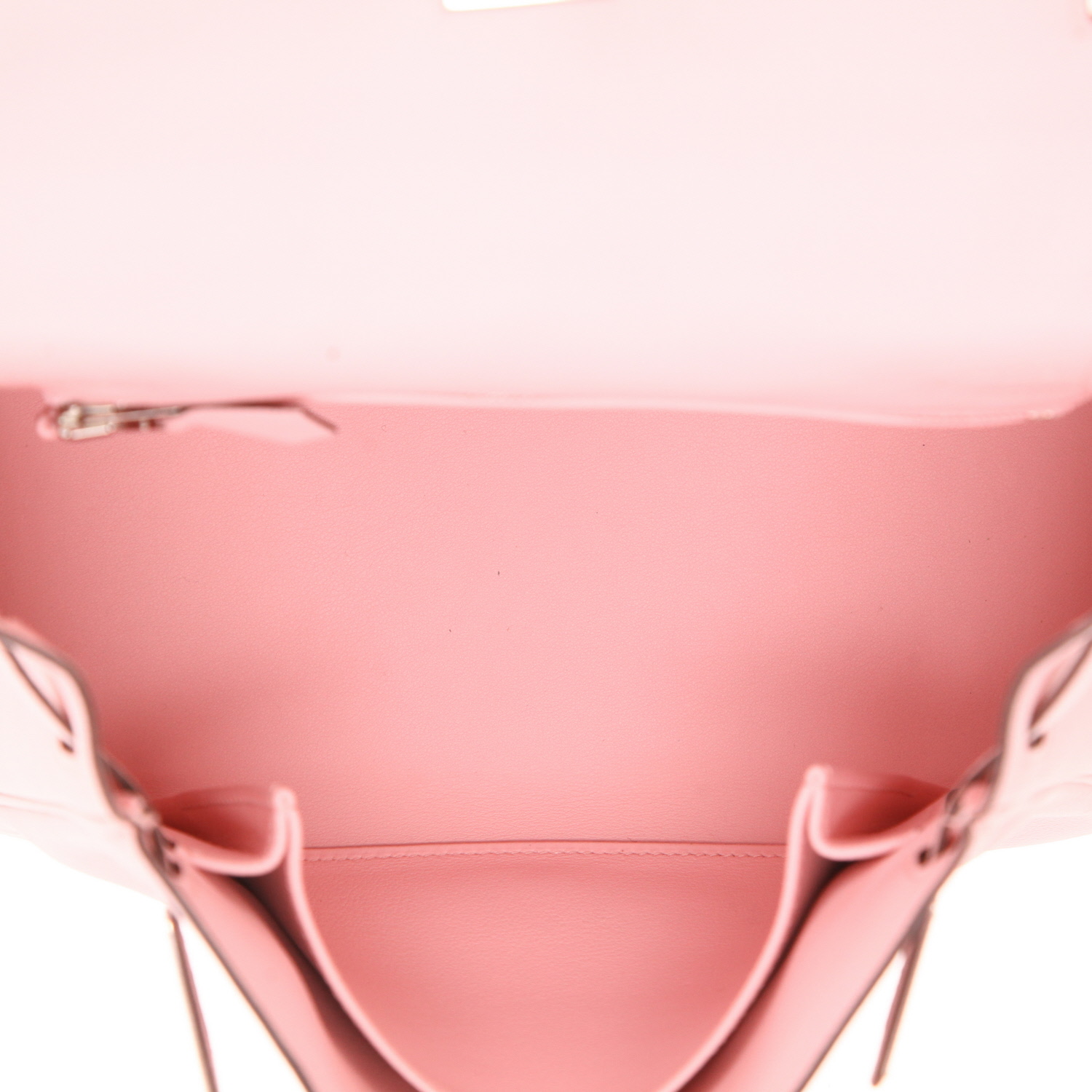 Bolso de mano Hermès  Kelly 25 cm en cuero swift Rose Sakura - Detail D3