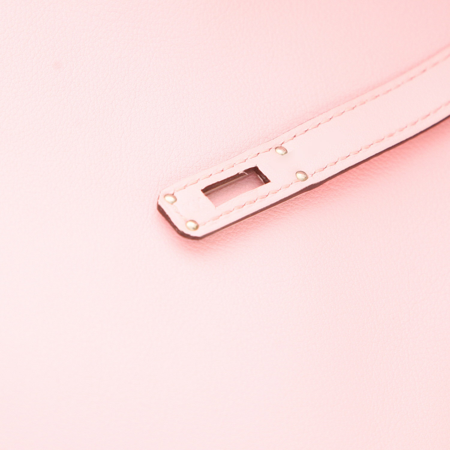 Sac à main Hermès  Kelly 25 cm en cuir Swift Rose Sakura - Detail D4