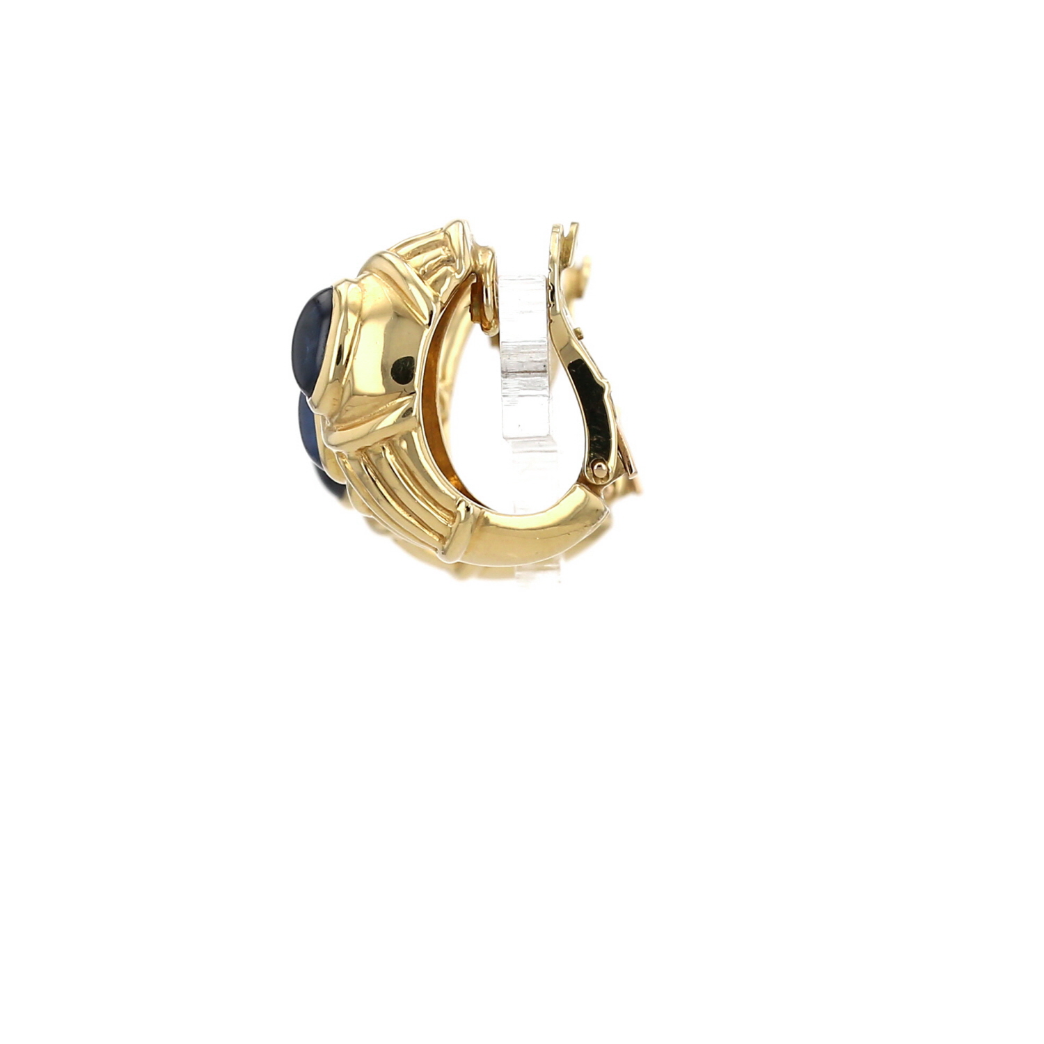 Boucheron Jaipur 1990's earrings for non pierced ears in yellow gold and sapphires - Detail D2