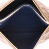 Bolso bandolera Louis Vuitton  Coussin en cuero Monogram color topo - Detail D3 thumbnail