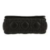 Sac bandoulière Dior  Caro moyen modèle  en cuir cannage noir - Detail D1 thumbnail