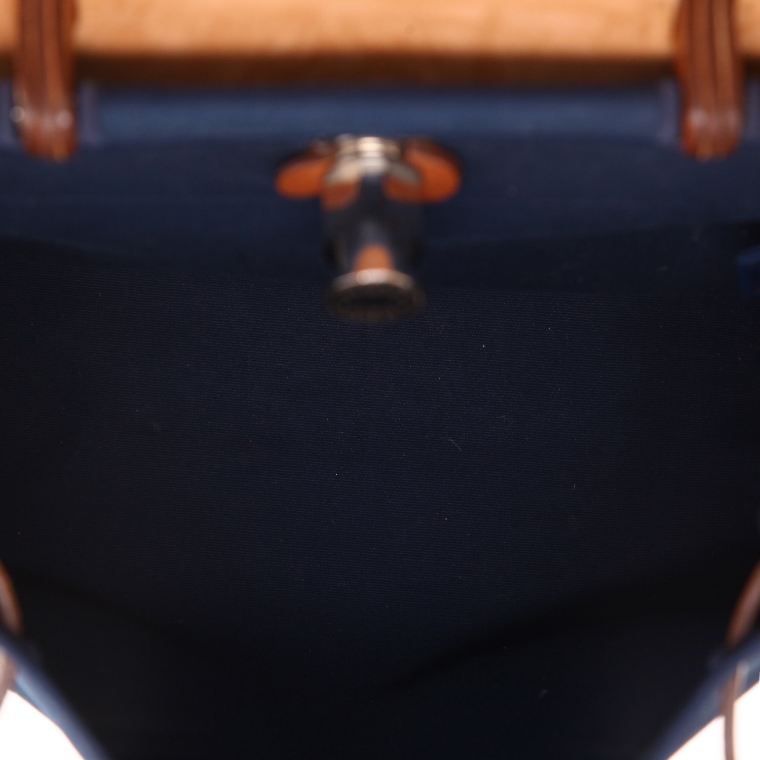 Sac à main Hermès  Herbag en toile bleue et vache Hunter - Detail D3