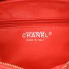 Chanel  Camera shoulder bag  in red quilted leather - Detail D2 thumbnail