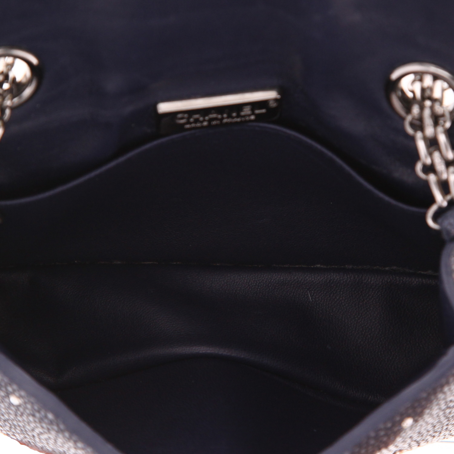 Chanel  Mini 2.55 shoulder bag  in grey shagreen - Detail D3