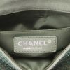 Sac bandoulière Chanel  Timeless Extra Mini en cuir irisé vert - Detail D2 thumbnail