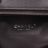 Chanel   handbag  in black quilted grained leather - Detail D2 thumbnail