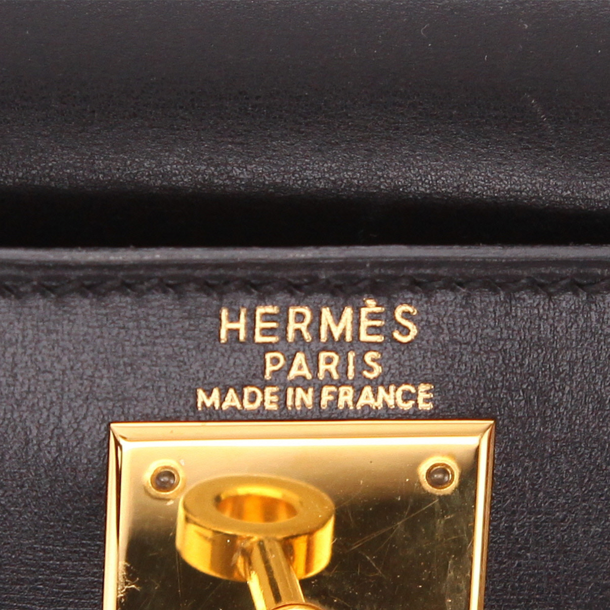 Sac à main Hermès  Kelly 28 cm en cuir box noir - Detail D2