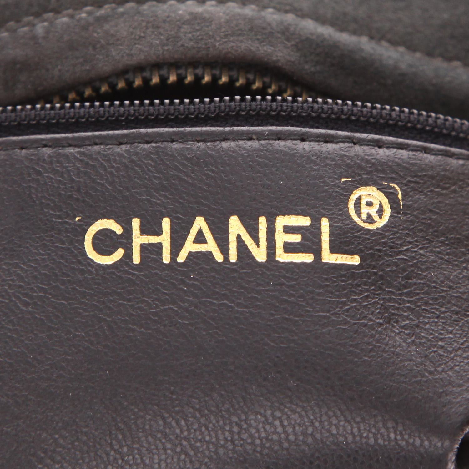 Sac à main Chanel Vintage en Veau velours noir - Detail D2