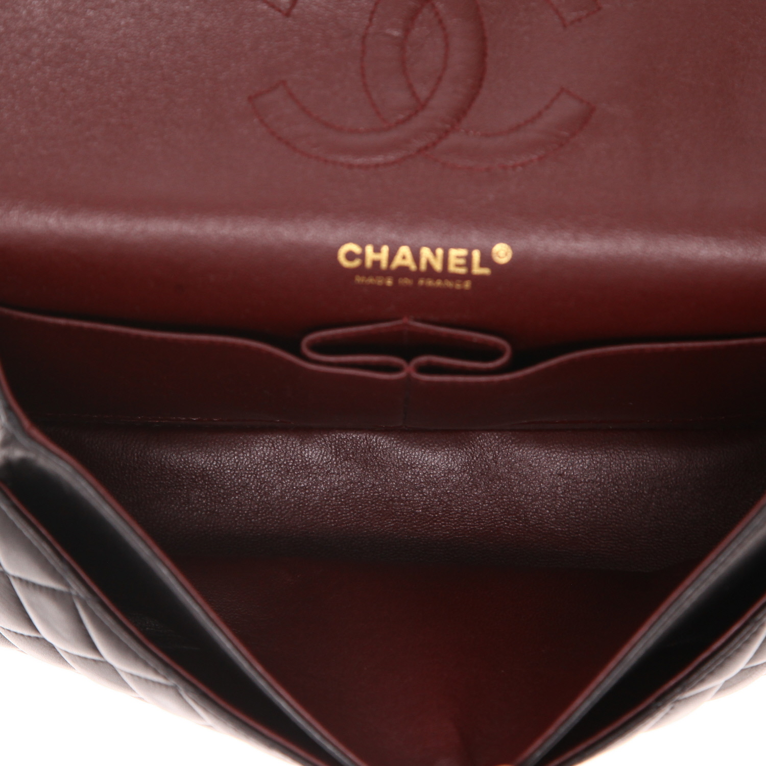 Chanel  Timeless Classic handbag  in black quilted leather - Detail D3