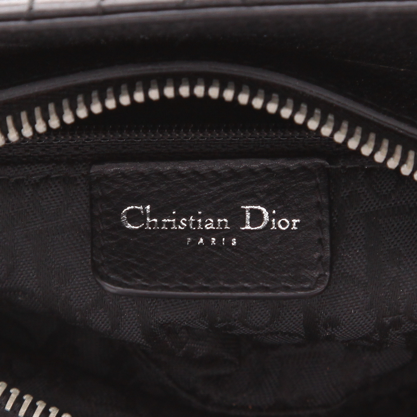 Sac à main Dior  Vintage en cuir grainé noir - Detail D2