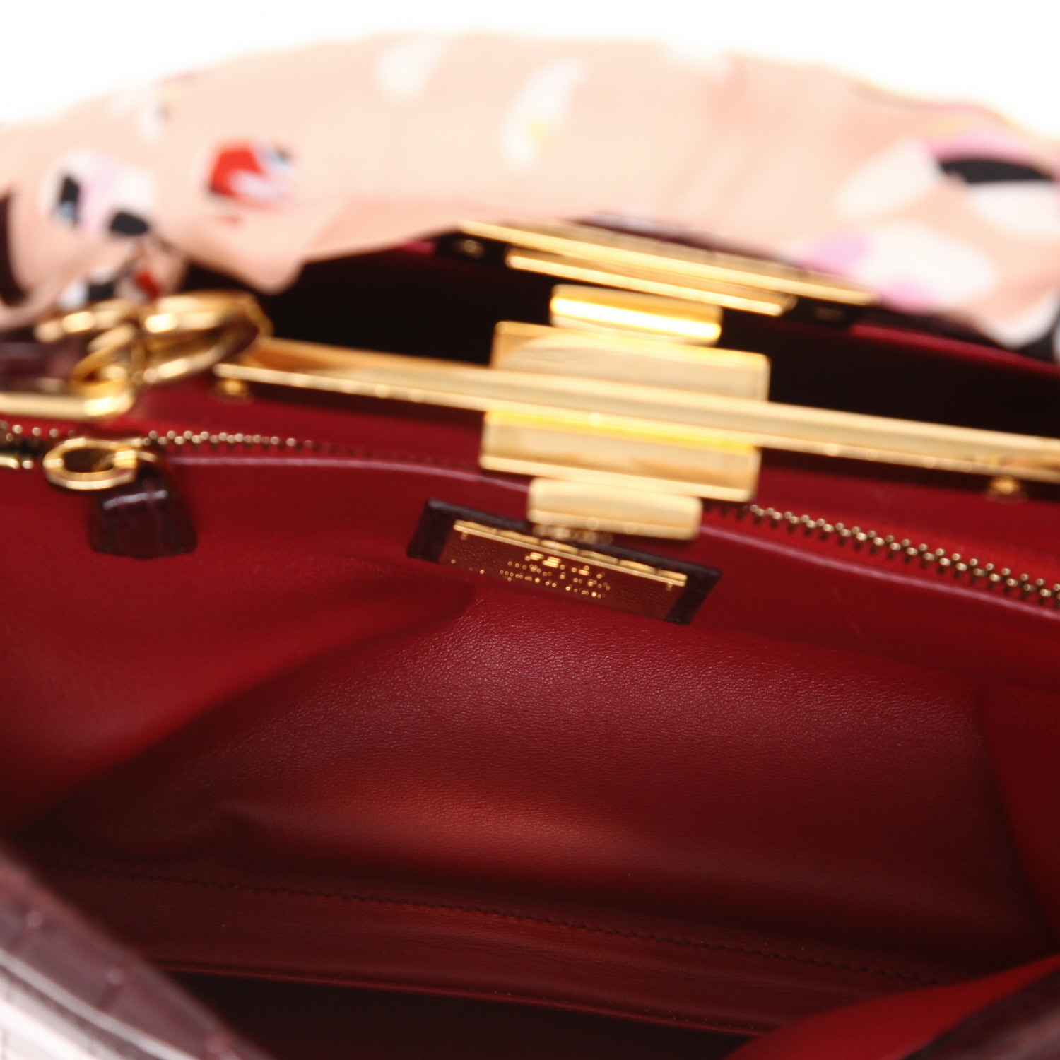 Borsa Fendi  Peekaboo in coccodrillo bordeaux - Detail D3
