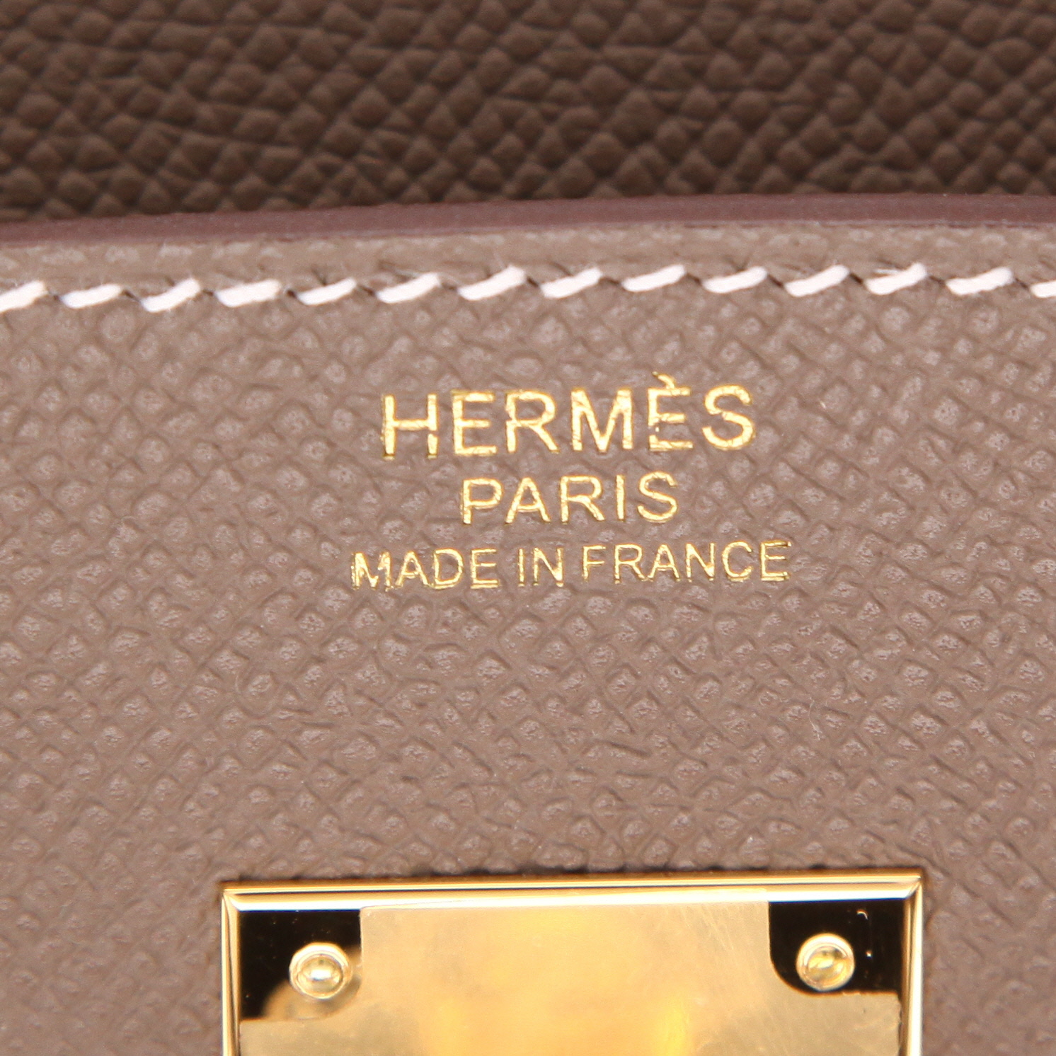 Bolso de mano Hermès  Birkin 30 cm en cuero epsom marrón etoupe - Detail D2