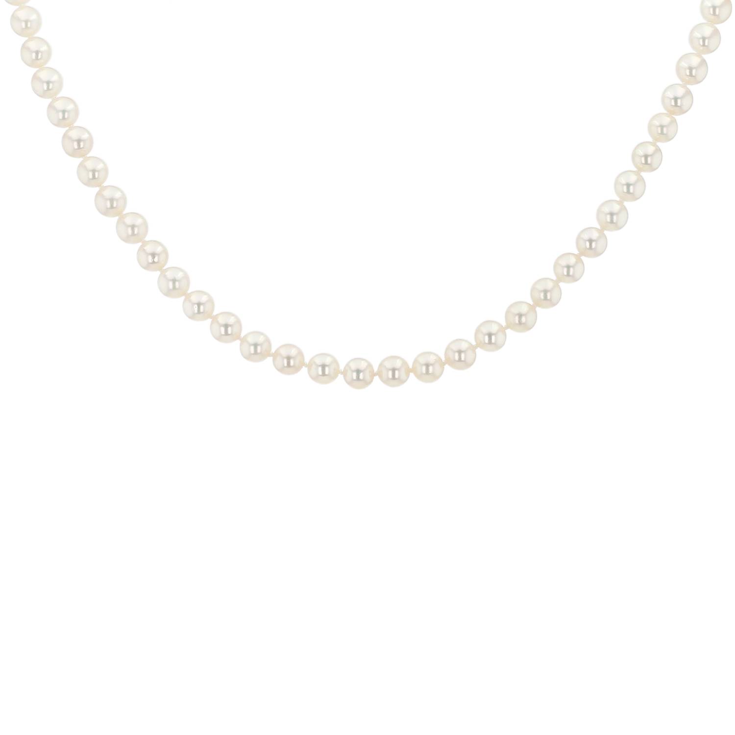 Tasaki  necklace in yellow gold and cultured pearls