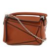 Borsa a tracolla Loewe  Puzzle  super mini  in pelle marrone - 00pp thumbnail