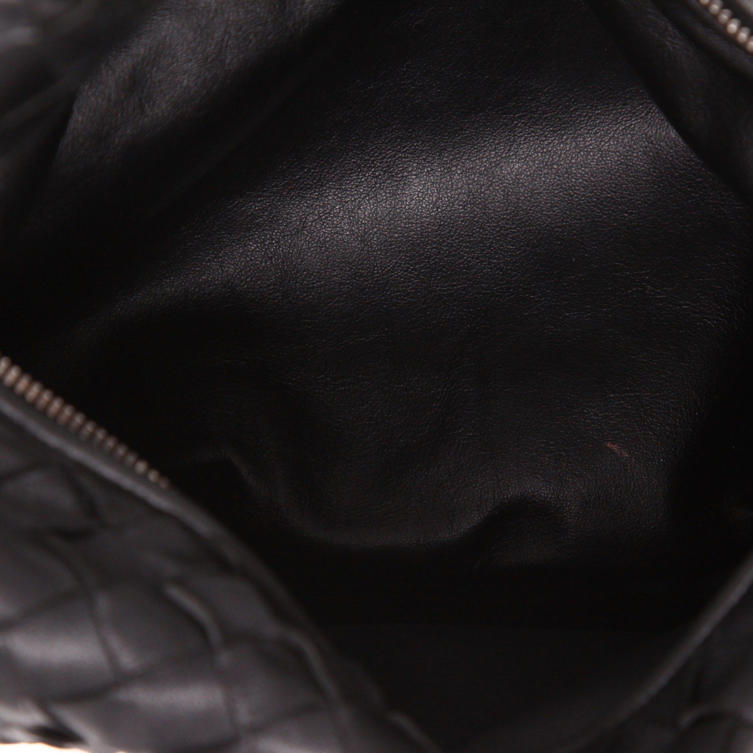 Sac à main Bottega Veneta  Jodie en cuir intrecciato noir - Detail D3