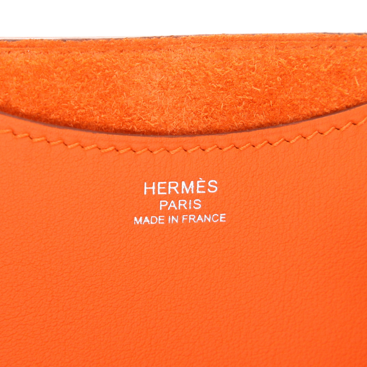 Sac à main Hermès  In-The-Loop en cuir taurillon clémence orange - Detail D2